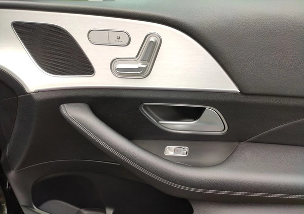 Mercedes-Benz GLE cena 258000 przebieg: 71000, rok produkcji 2020 z Warszawa małe 436